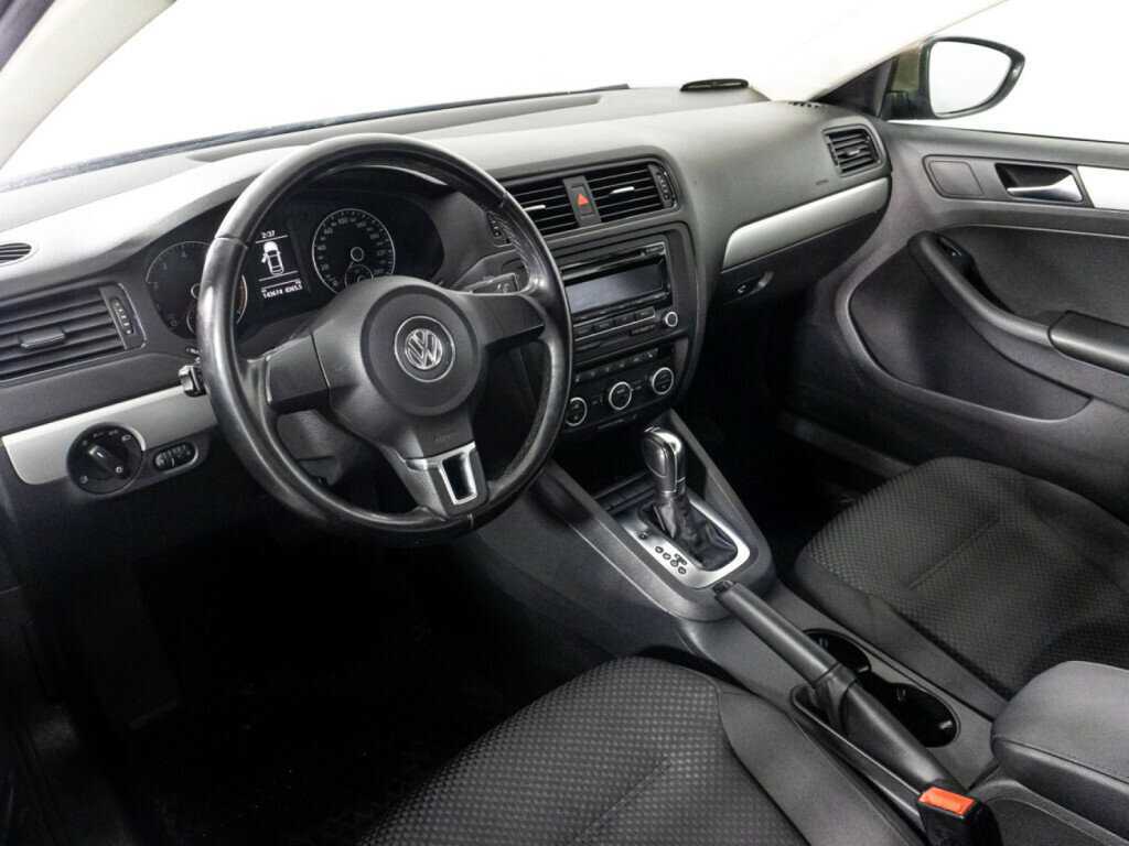 Volkswagen Jetta, 2012 Фото №11