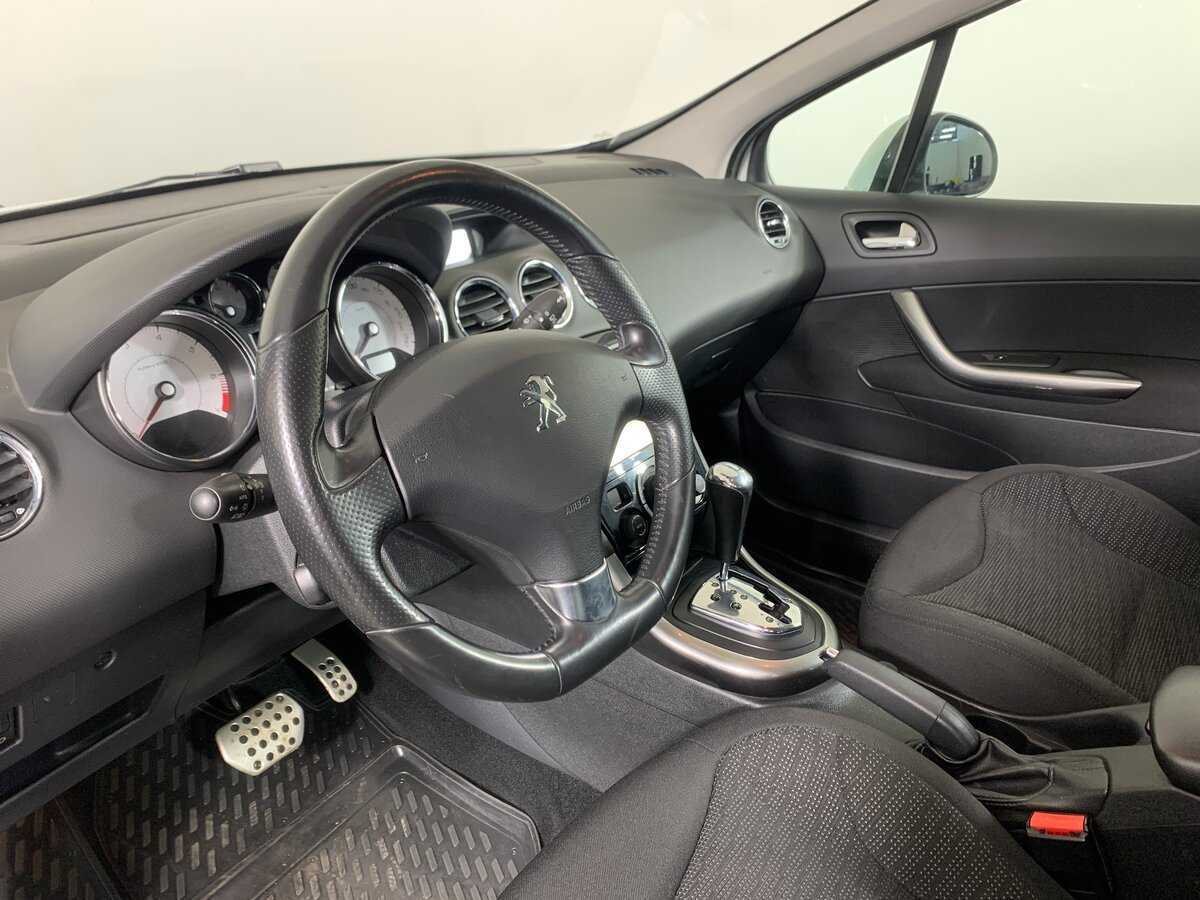 Peugeot 308, 2012 Фото №12