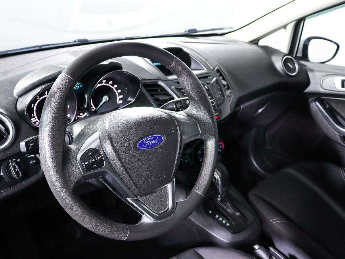 Ford Fiesta, 2017 Фото №14