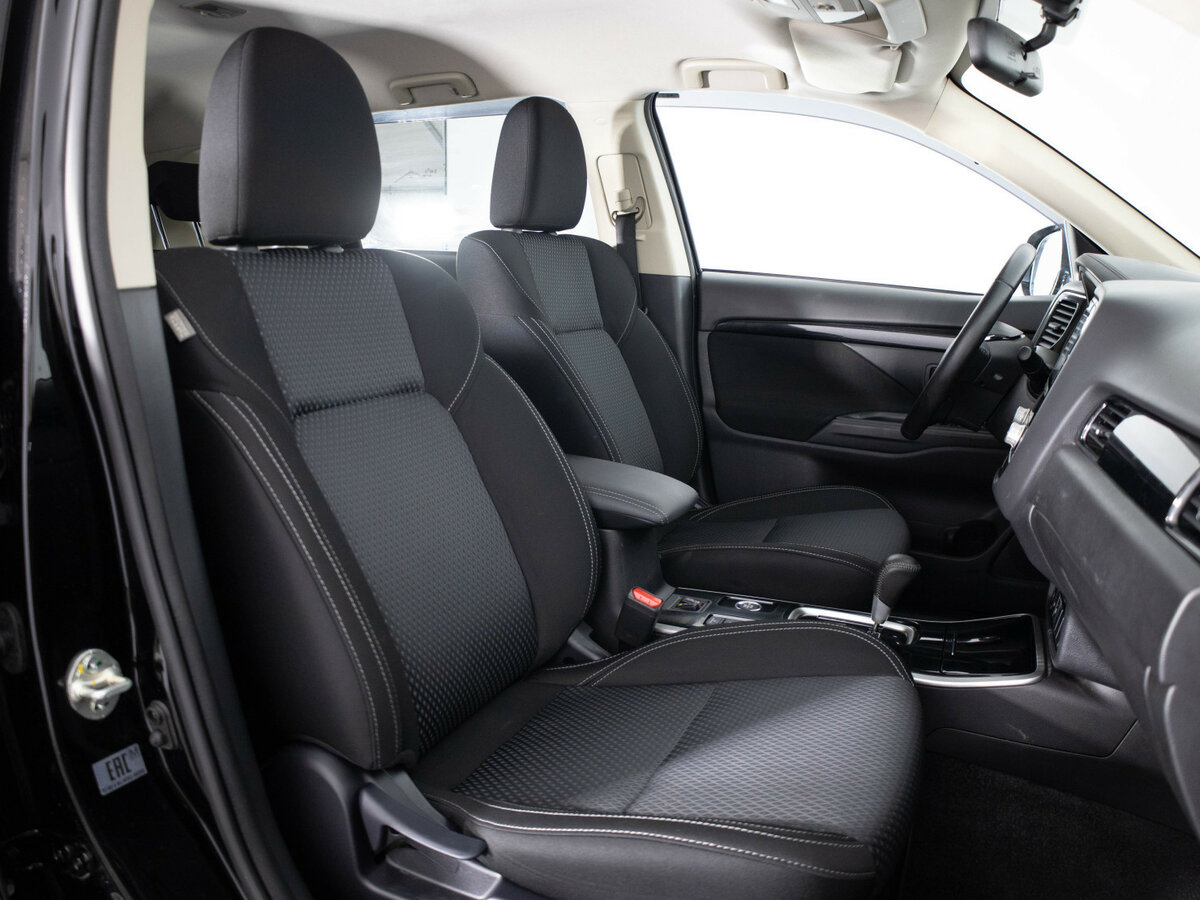 Mitsubishi Outlander III Рестайлинг 3, 2020 Фото №8