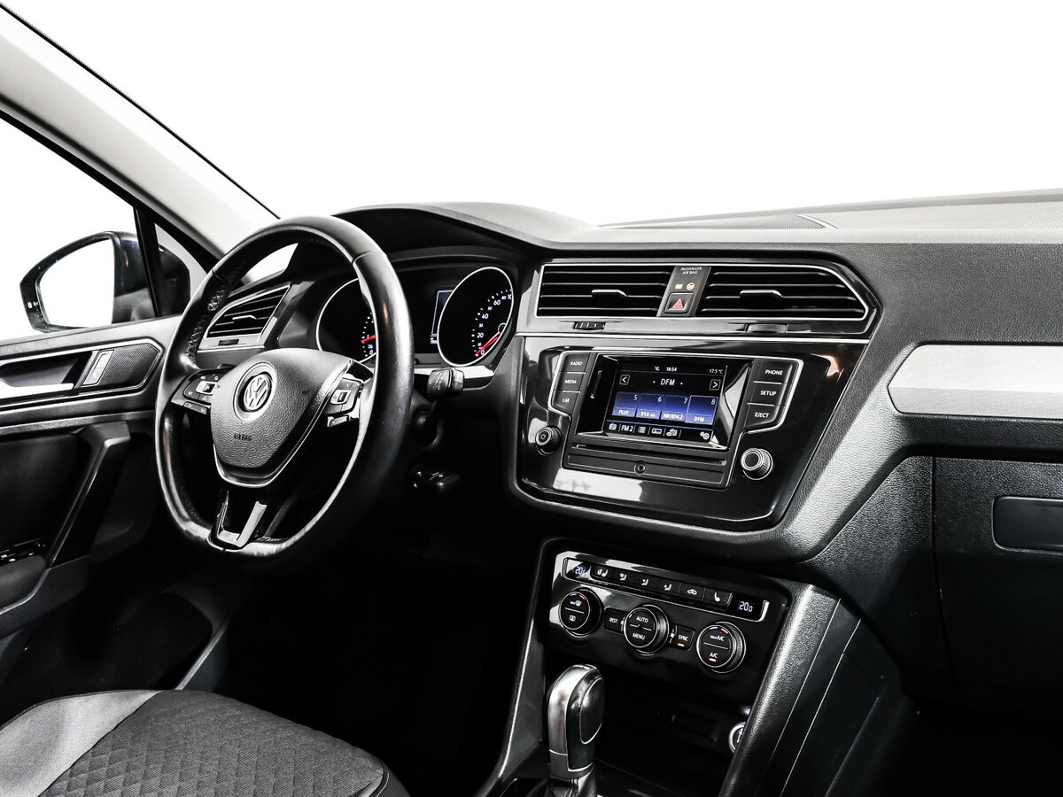 Volkswagen Tiguan II, 2017 Фото №7