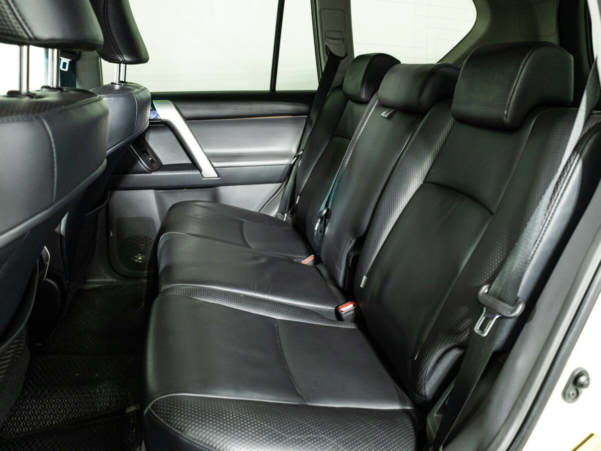 Toyota Land Cruiser Prado 150 Series, 2013 Фото №8