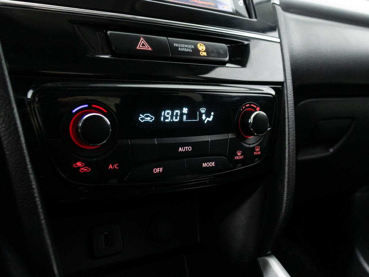 Suzuki Vitara, 2017 Фото №16