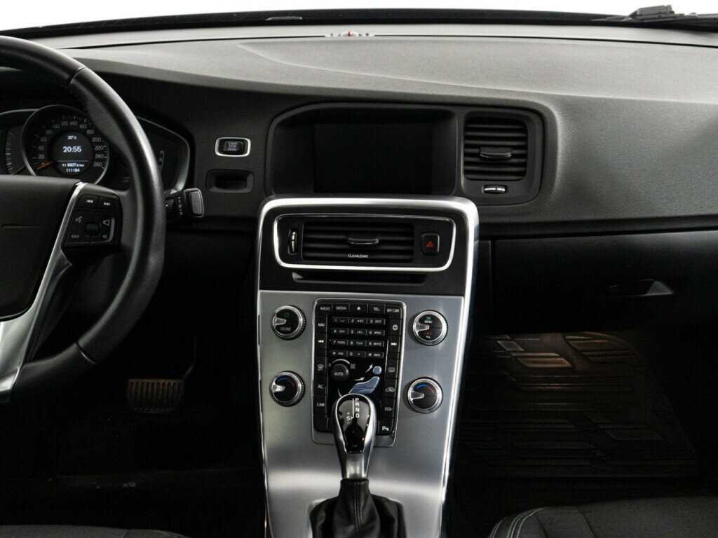 Volvo S60, 2017 Фото №14