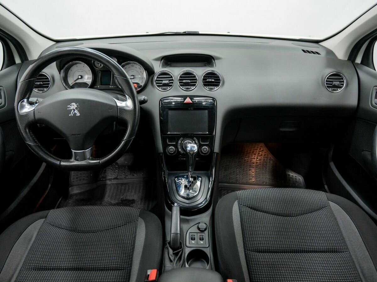Peugeot 408, 2017 Фото №10