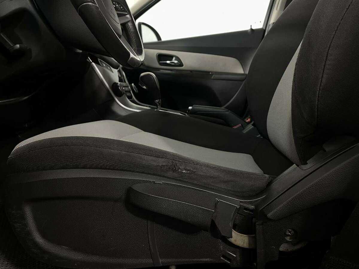 Chevrolet Cruze, 2012 Фото №9