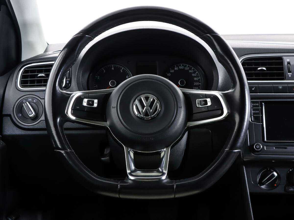 Volkswagen Polo, 2020 Фото №12