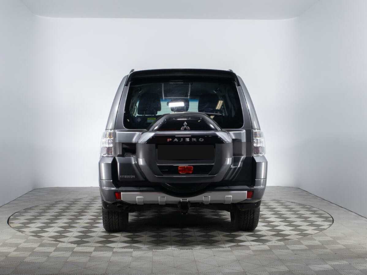 Mitsubishi Pajero, 2017 Фото №6