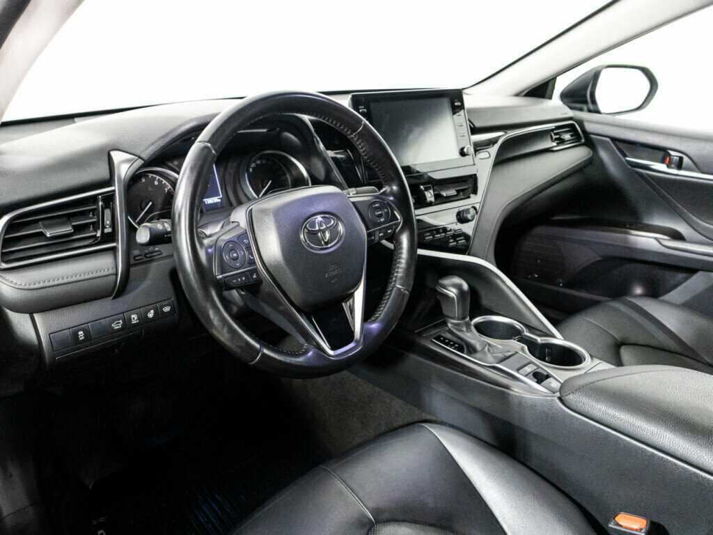 Toyota Camry, 2021 Фото №11