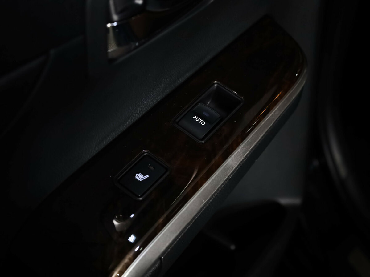 Toyota Camry VII (XV50) Рестайлинг, 2016 Фото №17