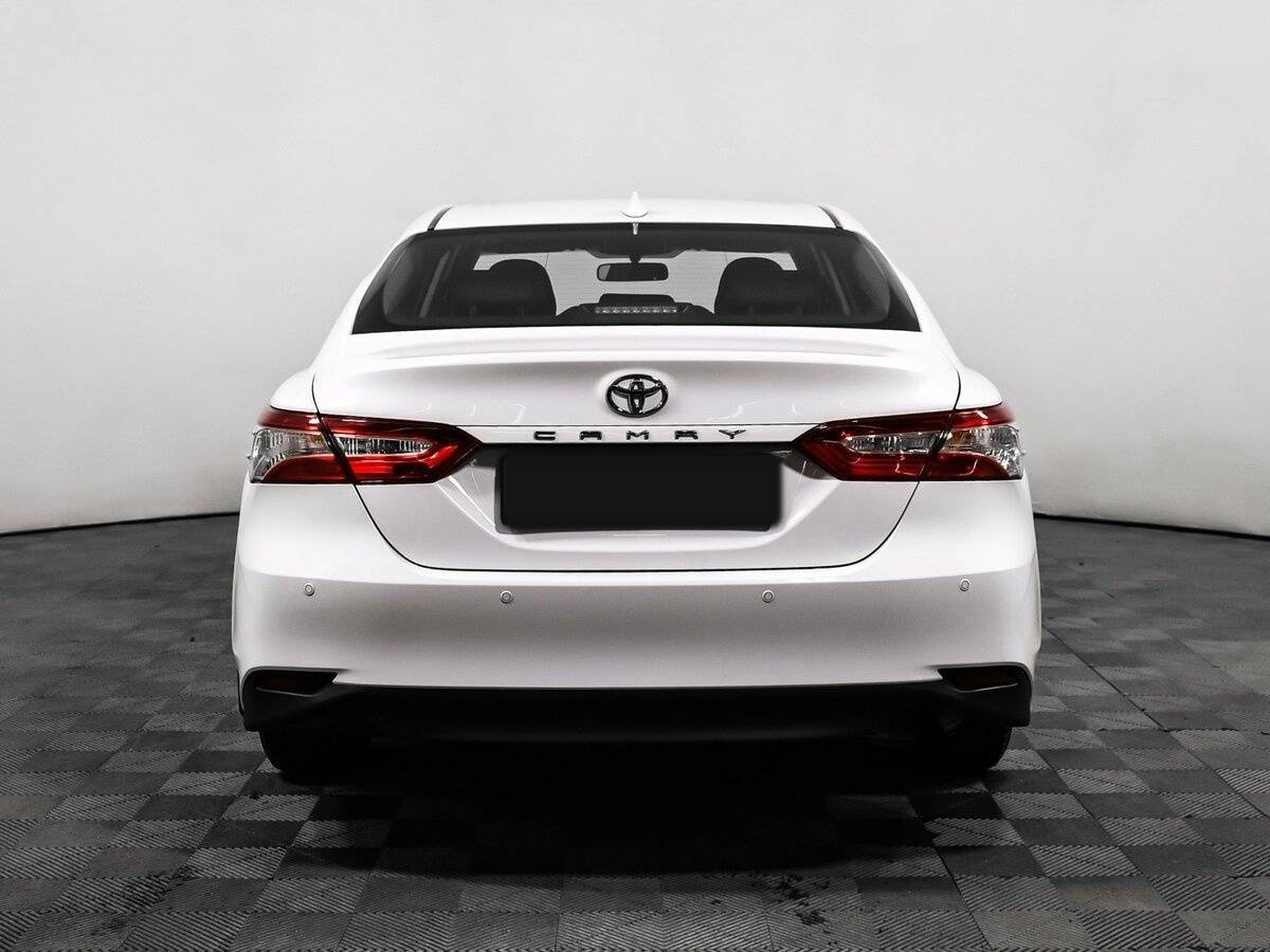 Toyota Camry, 2021 Фото №6