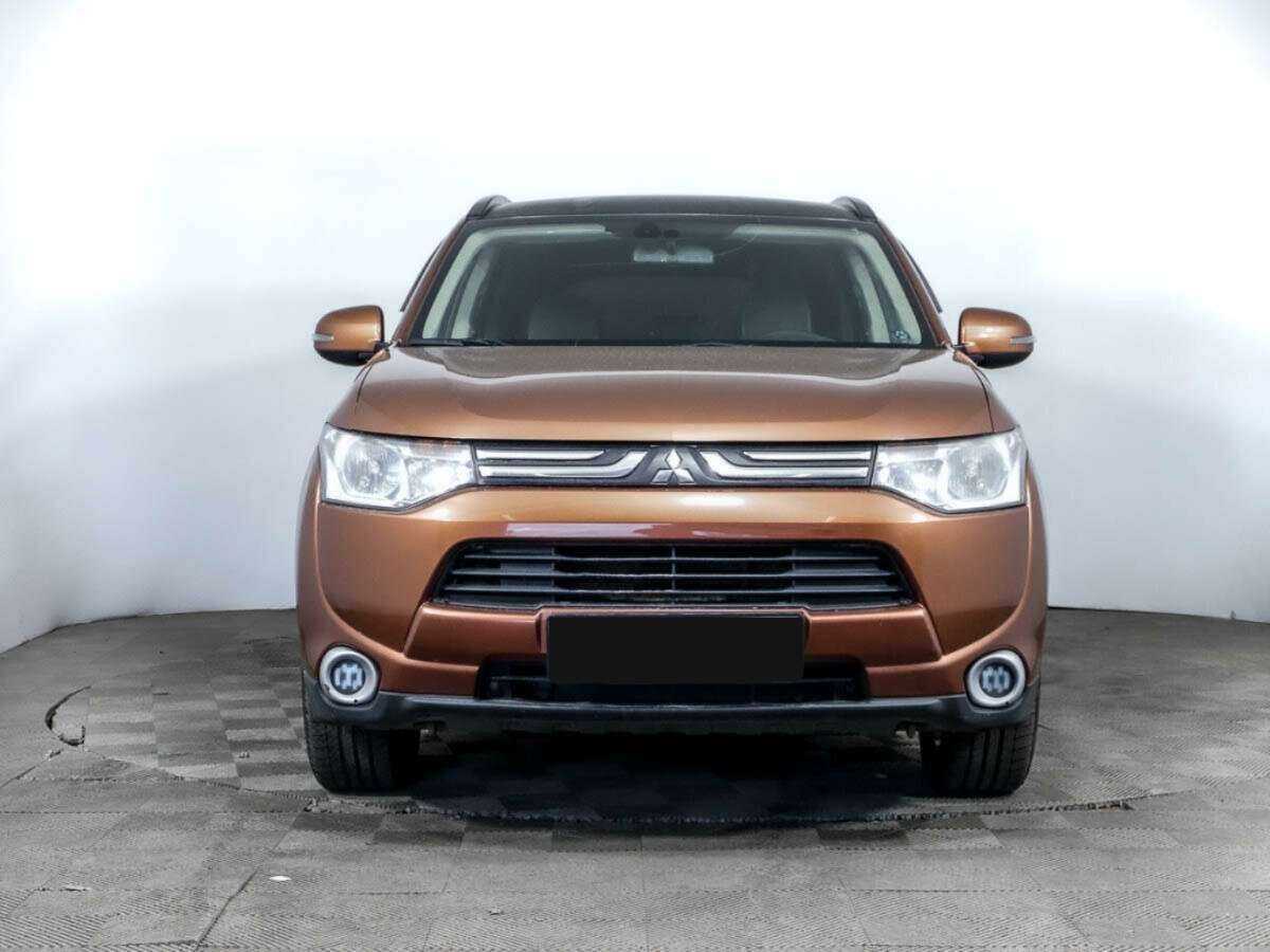 Mitsubishi Outlander, 2012 Фото №2