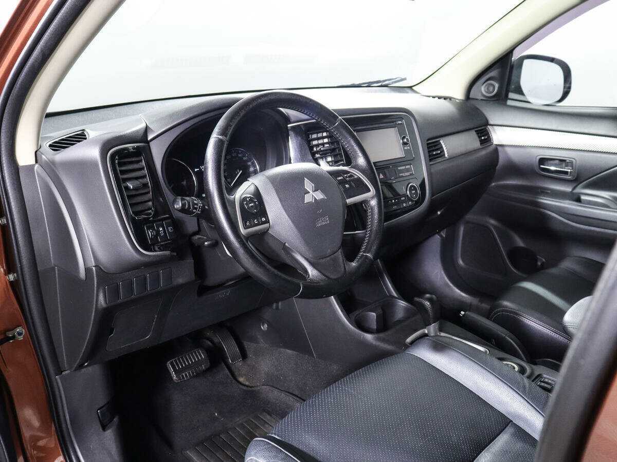 Mitsubishi Outlander, 2012 Фото №14