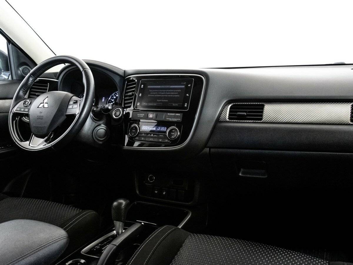 Mitsubishi Outlander, 2018 Фото №9
