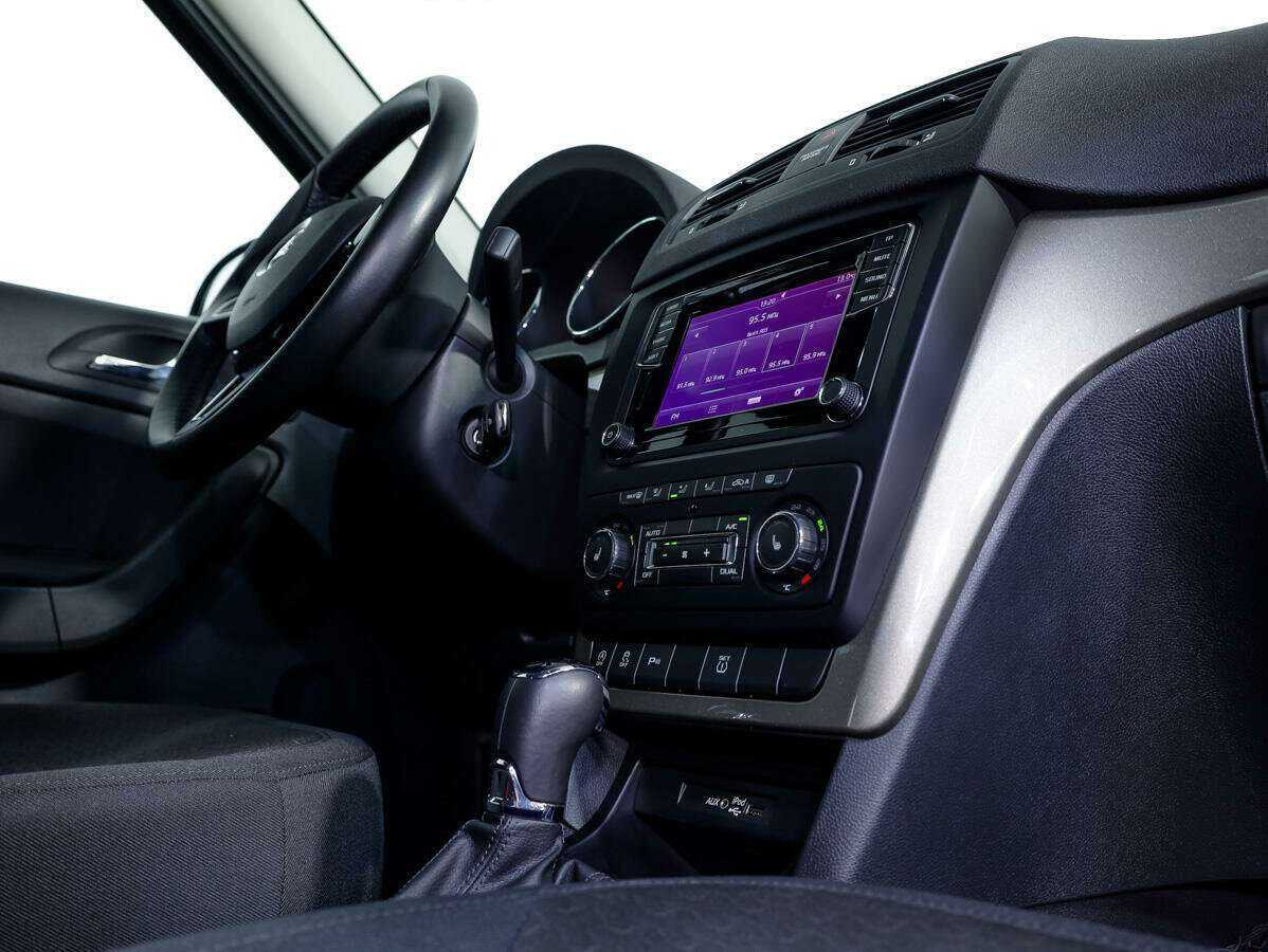 Skoda Yeti, 2015 Фото №15