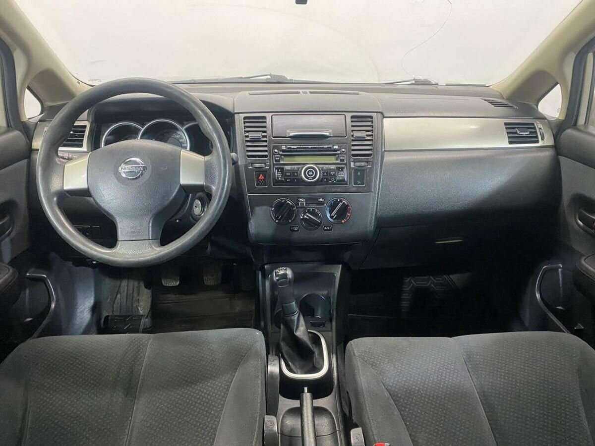 Nissan Tiida, 2013 Фото №11