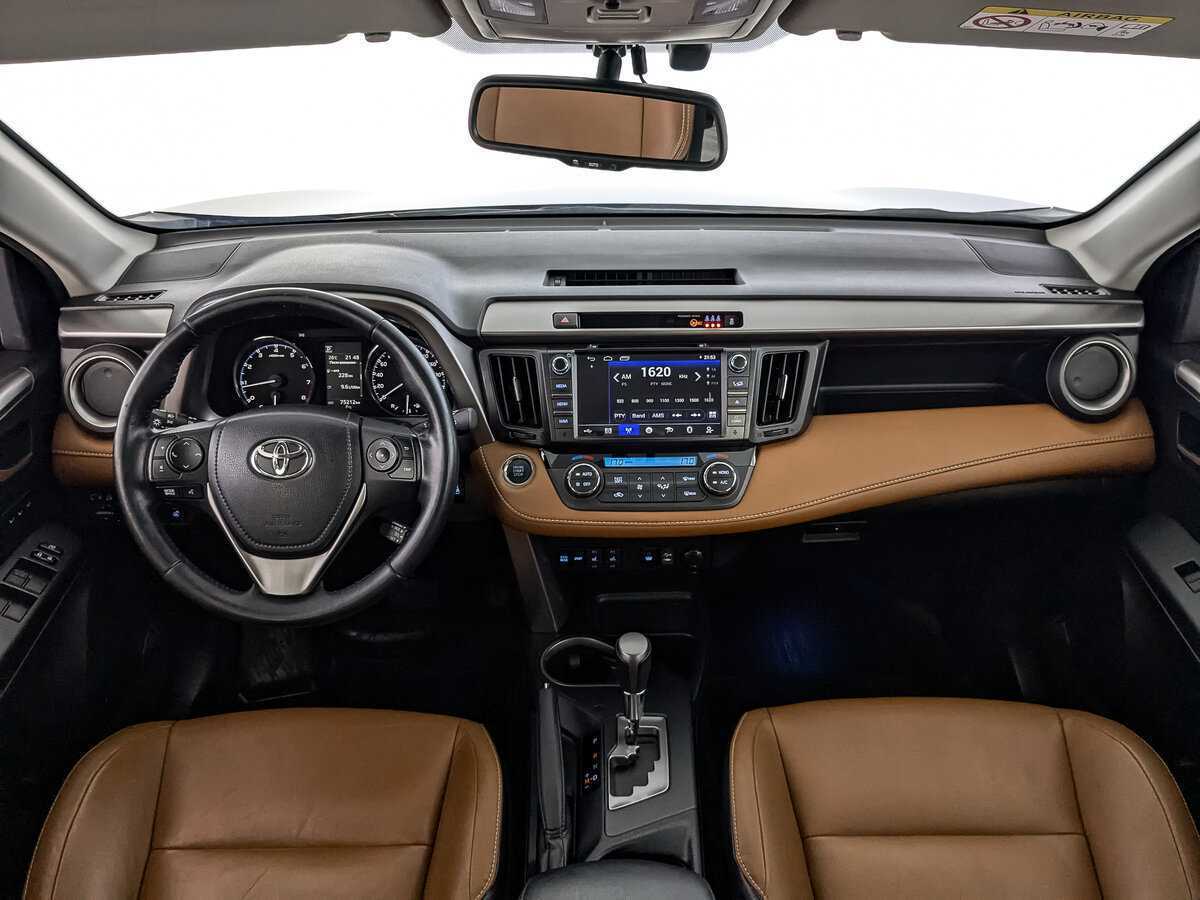 Toyota RAV4, 2017 Фото №10