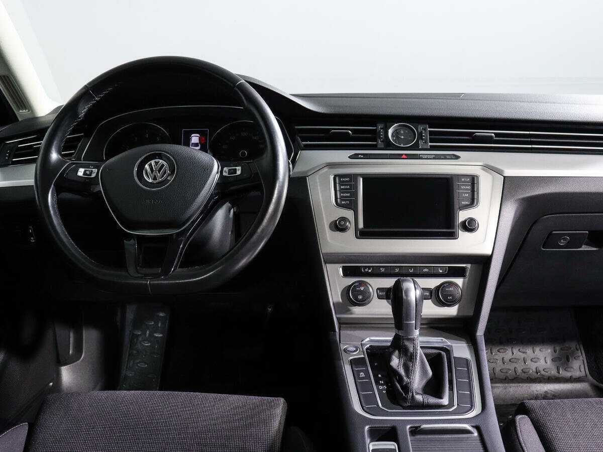Volkswagen Passat, 2016 Фото №10