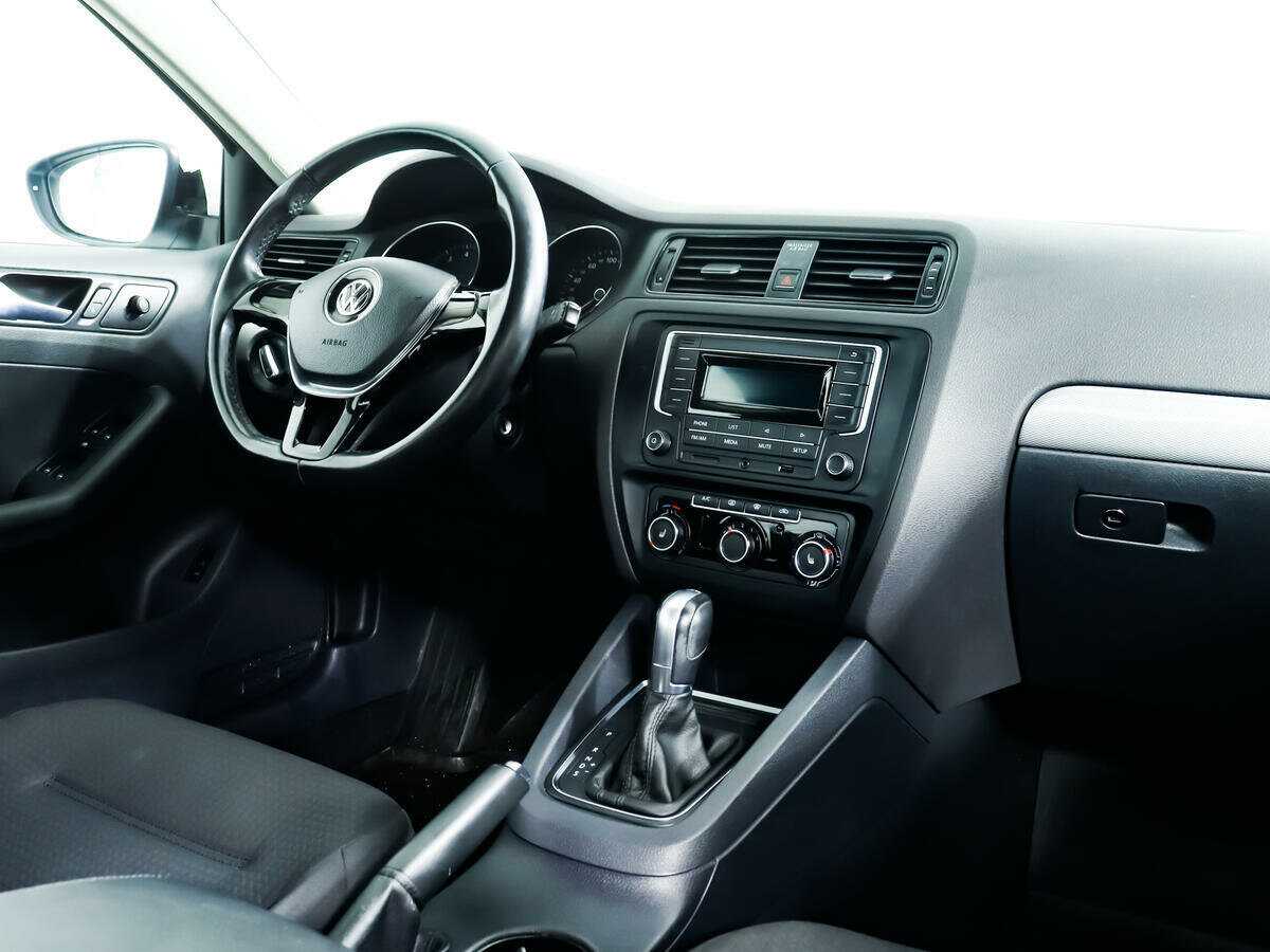 Volkswagen Jetta, 2016 Фото №7