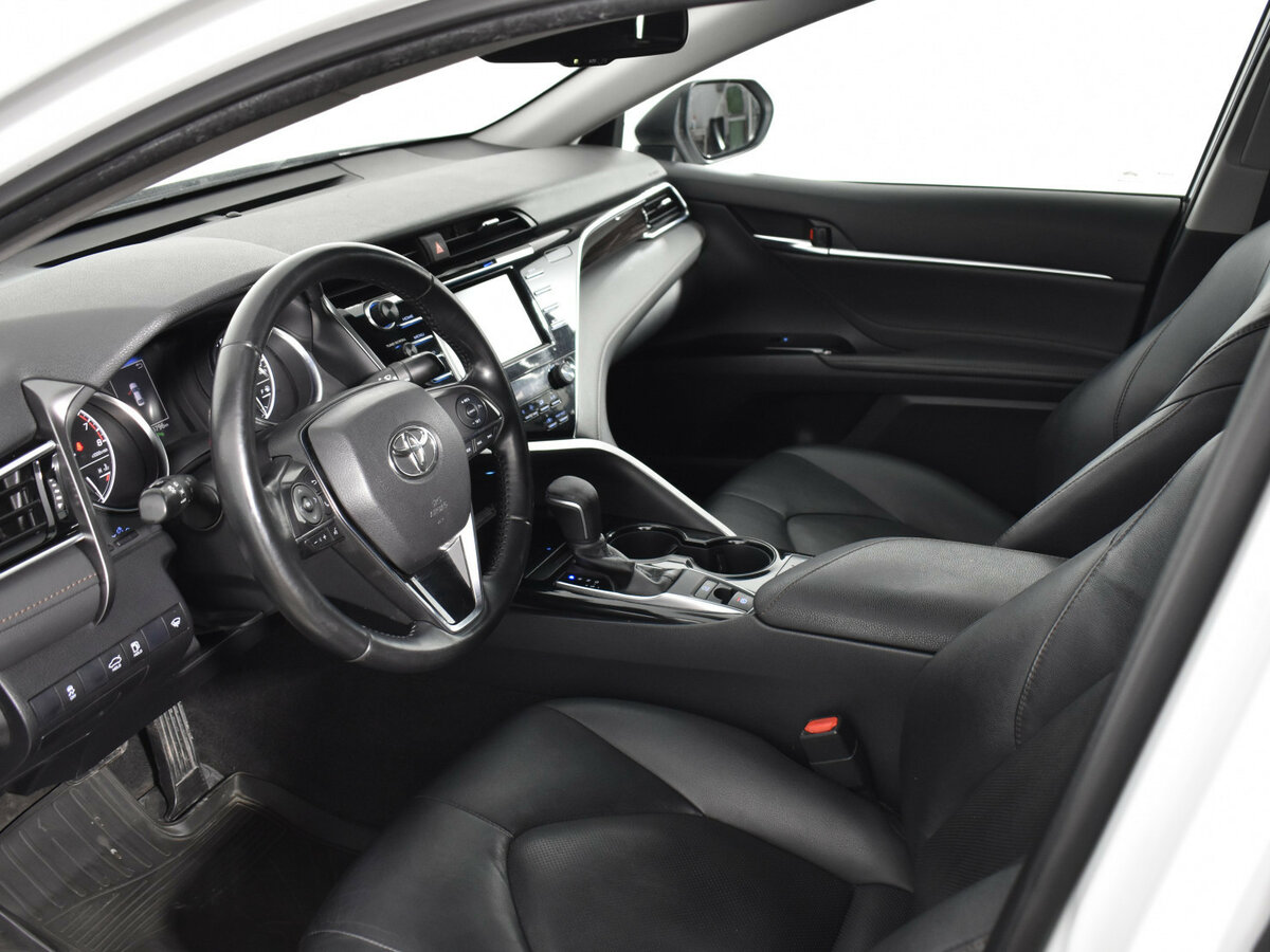 Toyota Camry VIII (XV70), 2020 Фото №7