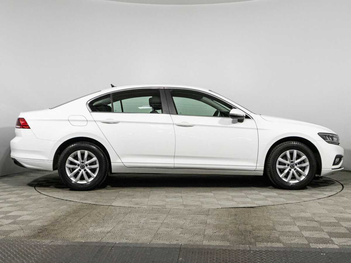 Volkswagen Passat, 2020 Фото №4