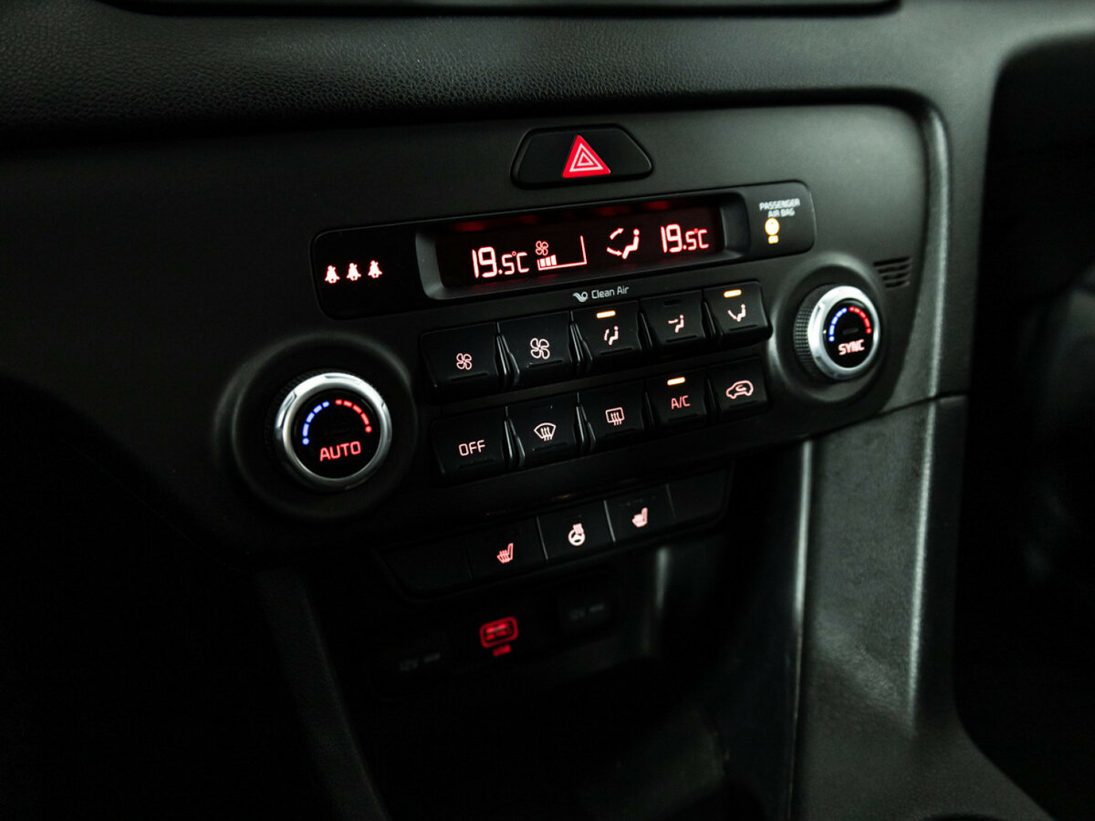 Kia Sportage IV Рестайлинг, 2018 Фото №14