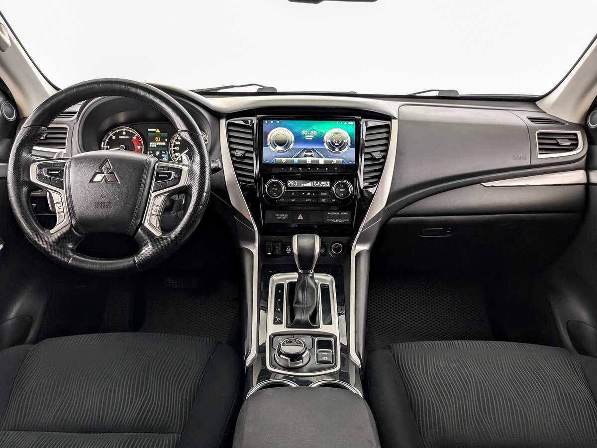 Mitsubishi Pajero Sport, 2019 Фото №12