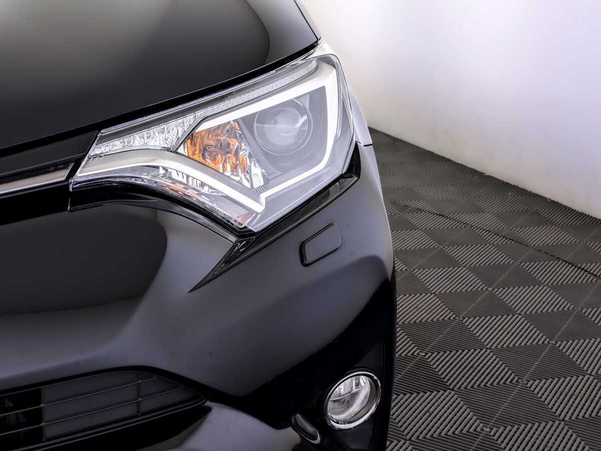 Toyota RAV4, 2017 Фото №16