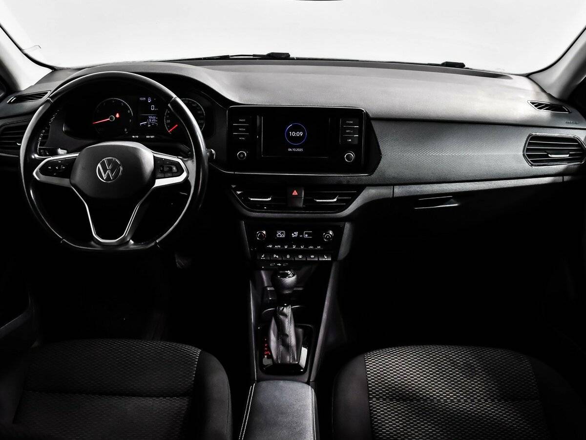 Volkswagen Polo VI, 2020 Фото №10