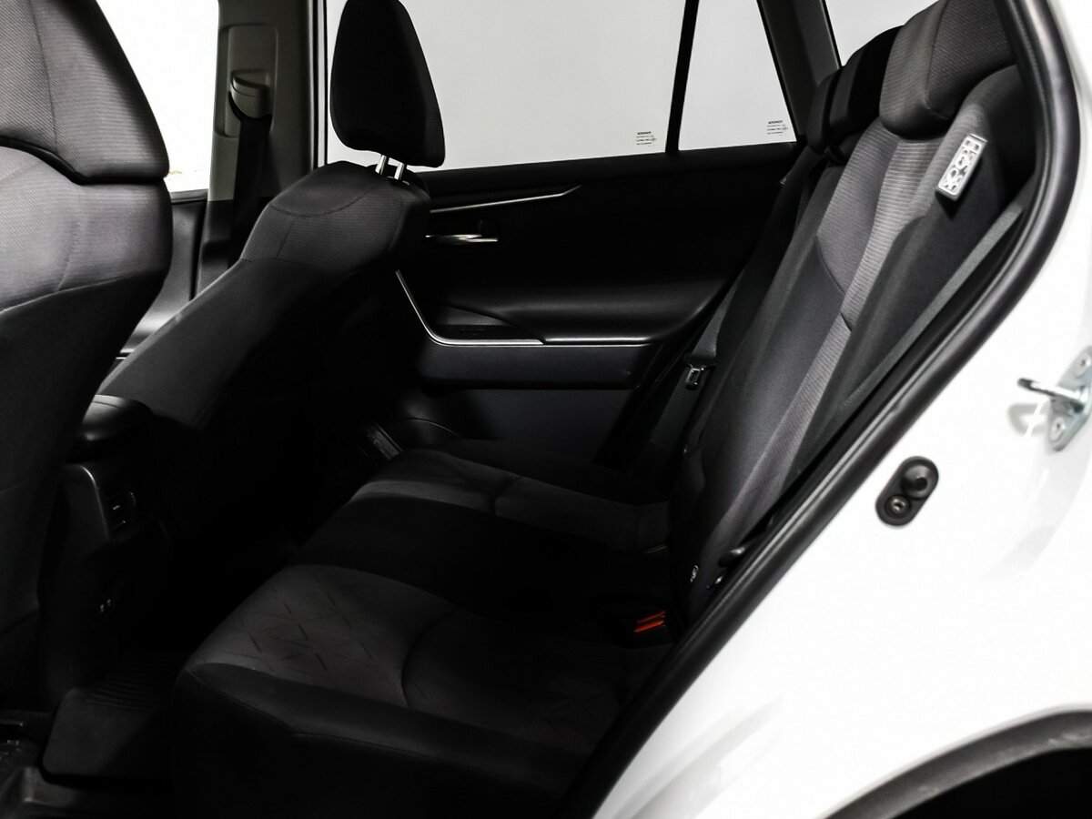 Toyota RAV4, 2021 Фото №13