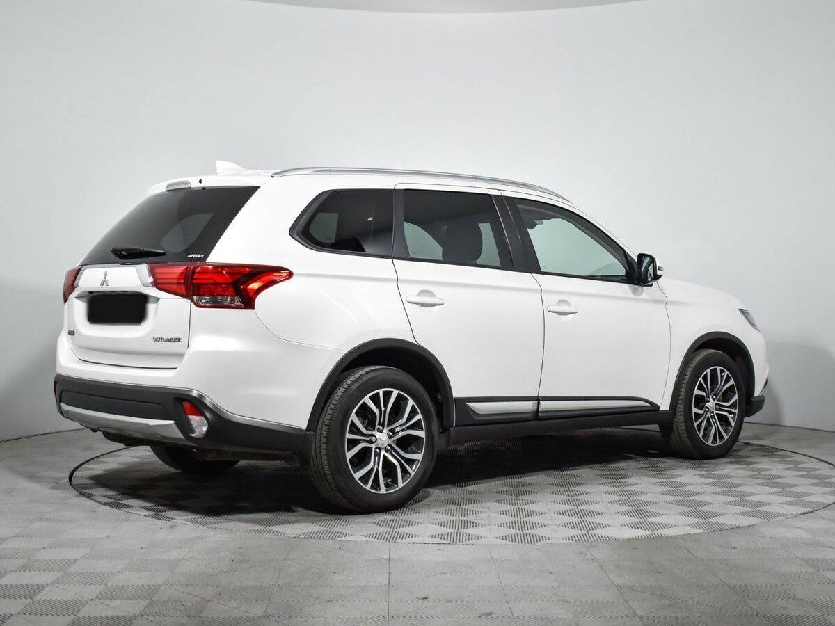 Mitsubishi Outlander, 2018 Фото №5