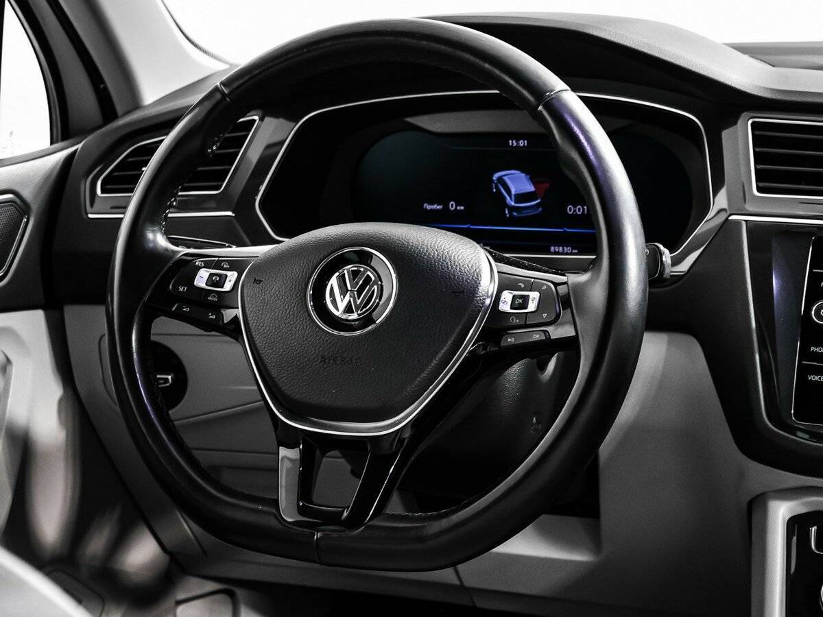 Volkswagen Tiguan, 2018 Фото №15