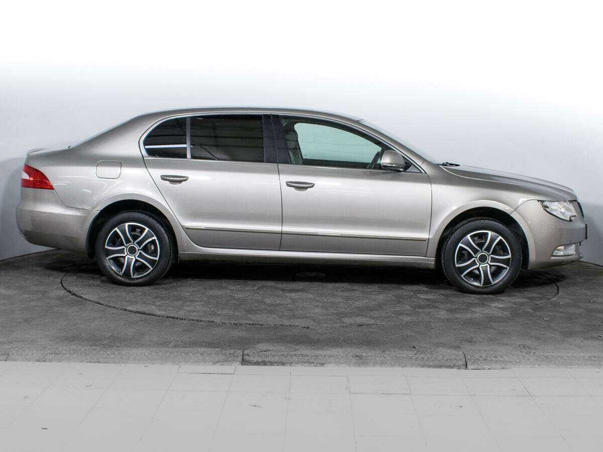 Skoda Superb DSG, 2013 Фото №4