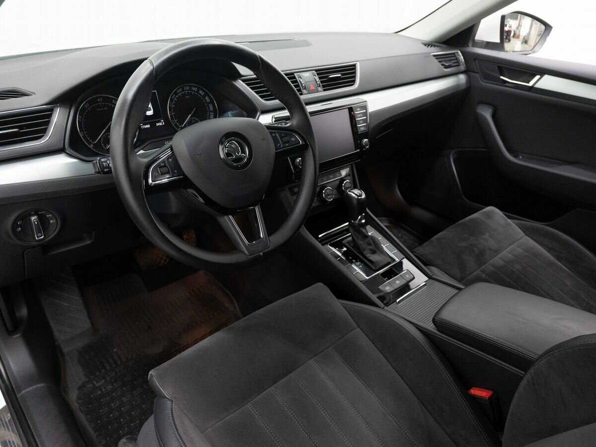 Skoda Superb, 2016 Фото №8