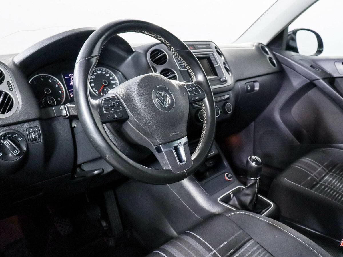 Volkswagen Tiguan, 2016 Фото №11