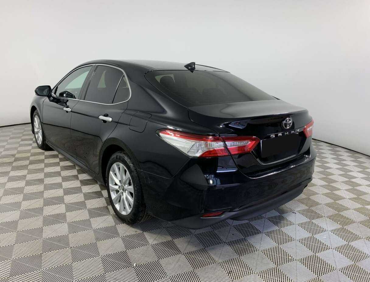 Toyota Camry, 2019 Фото №7