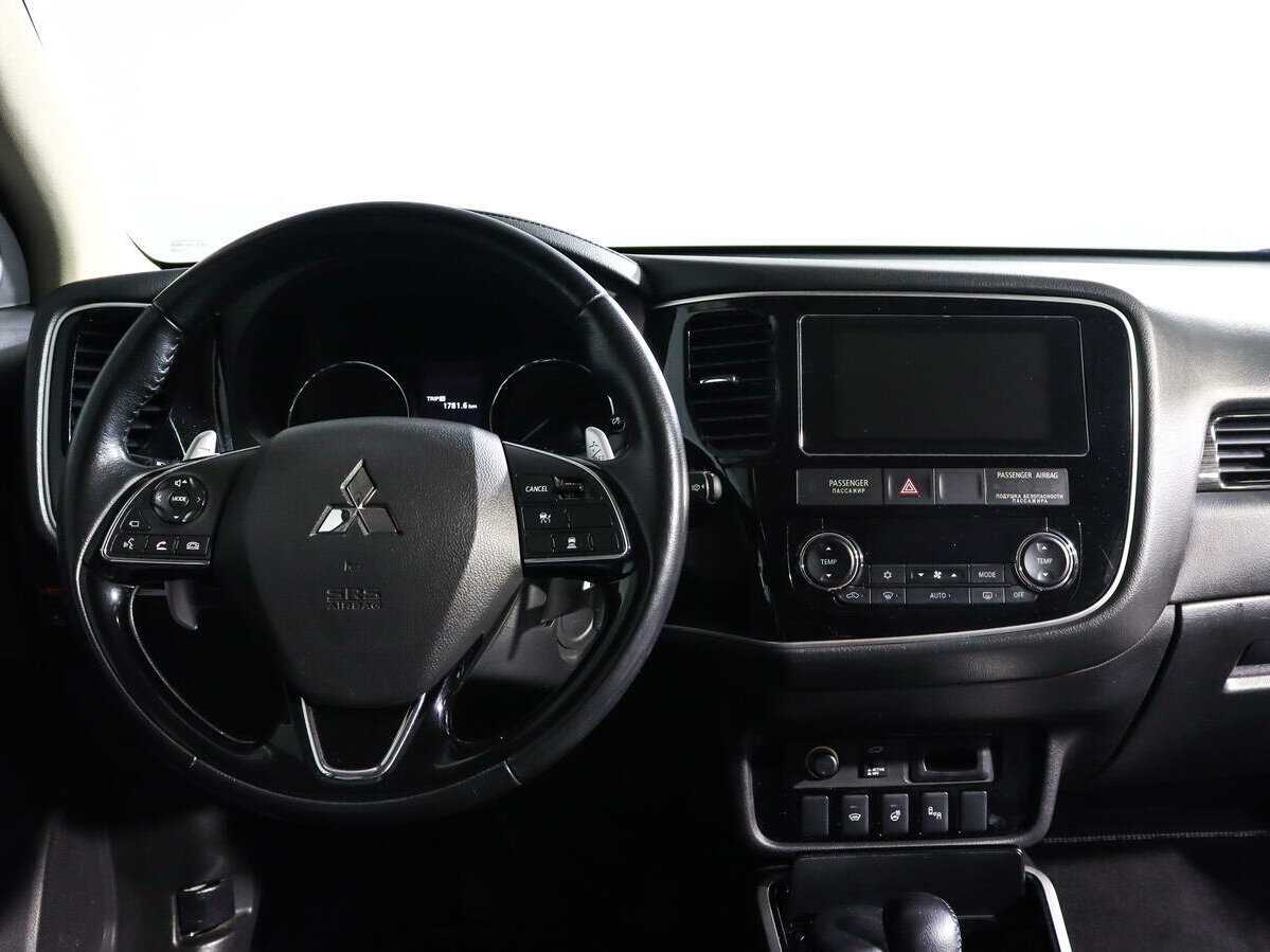 Mitsubishi Outlander, 2017 Фото №10