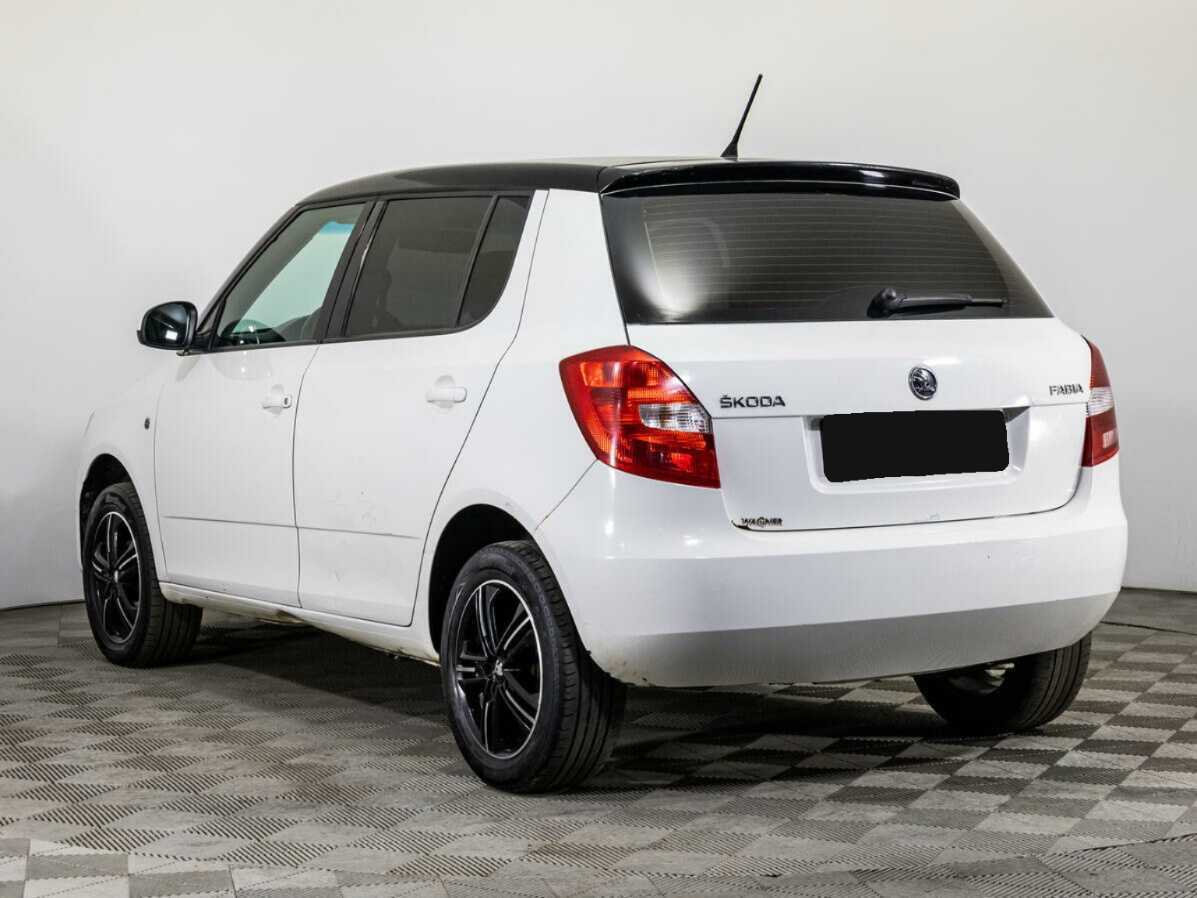 Skoda Fabia, 2013 Фото №7