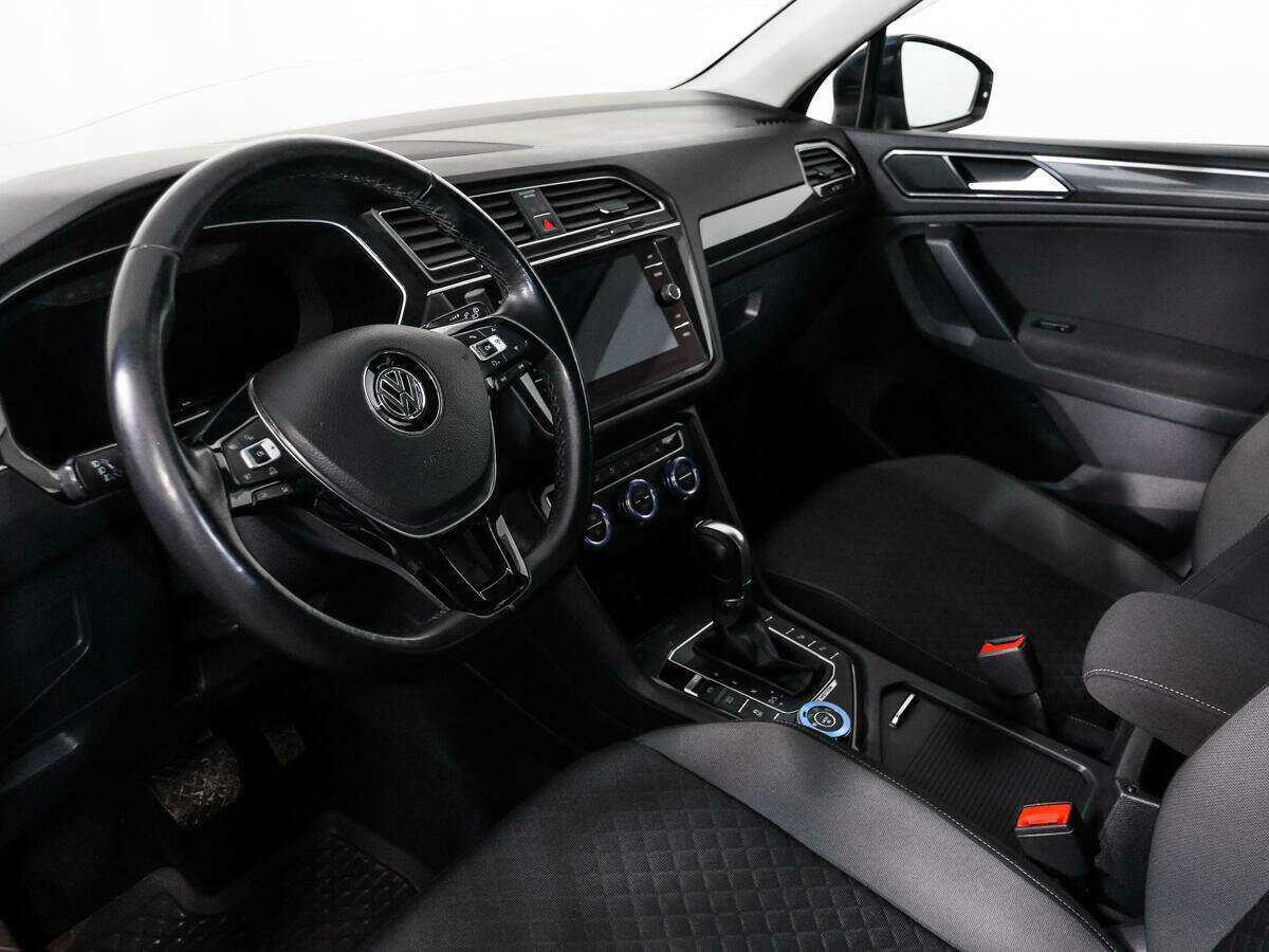 Volkswagen Tiguan, 2017 Фото №7