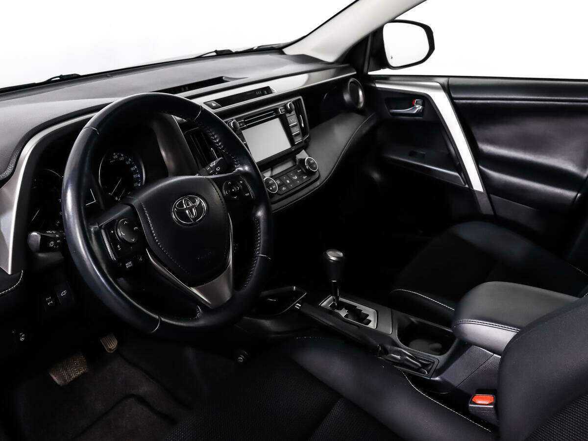 Toyota RAV4, 2016 Фото №9