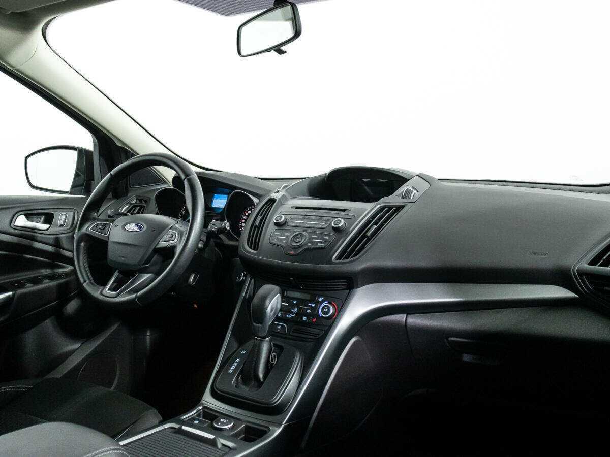 Ford Kuga, 2017 Фото №9