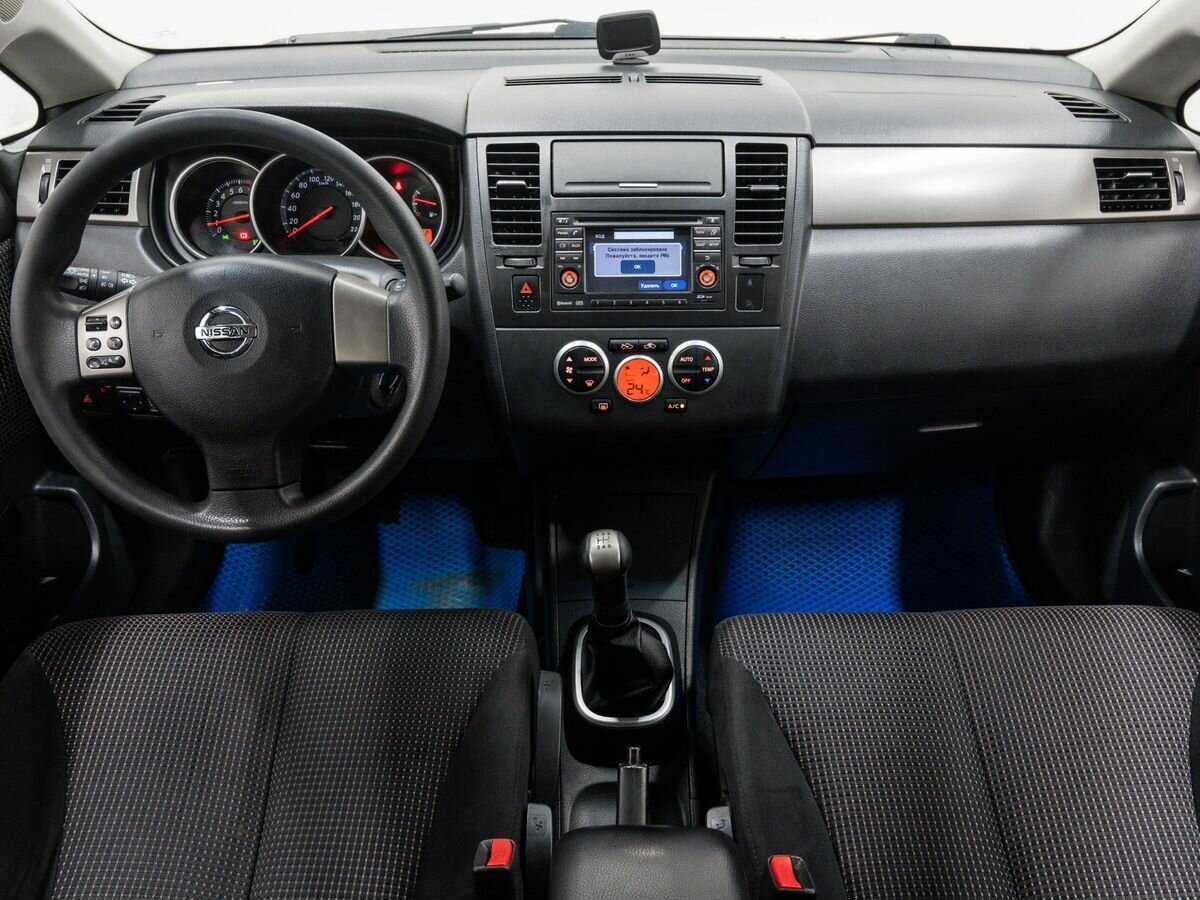 Nissan Tiida, 2012 Фото №11