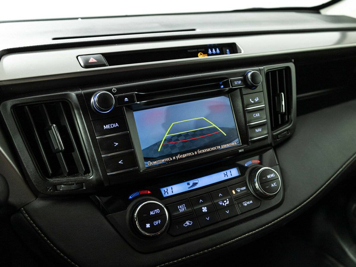 Toyota RAV4 IV (XA40) Рестайлинг, 2016 Фото №15