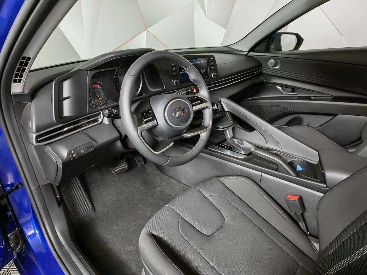 Hyundai Elantra, 2022 Фото №14
