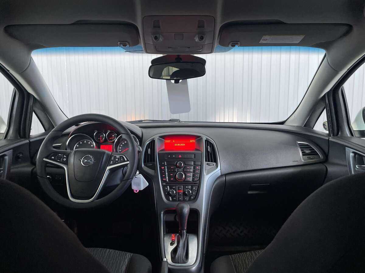 Opel Astra, 2012 Фото №9