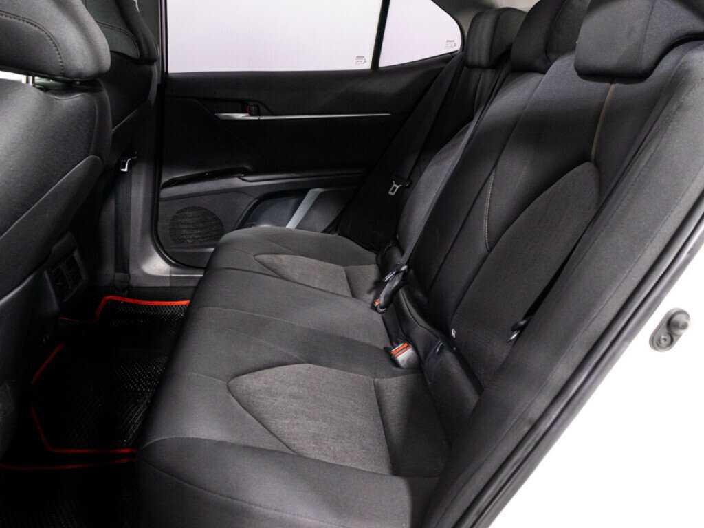 Toyota Camry, 2018 Фото №10