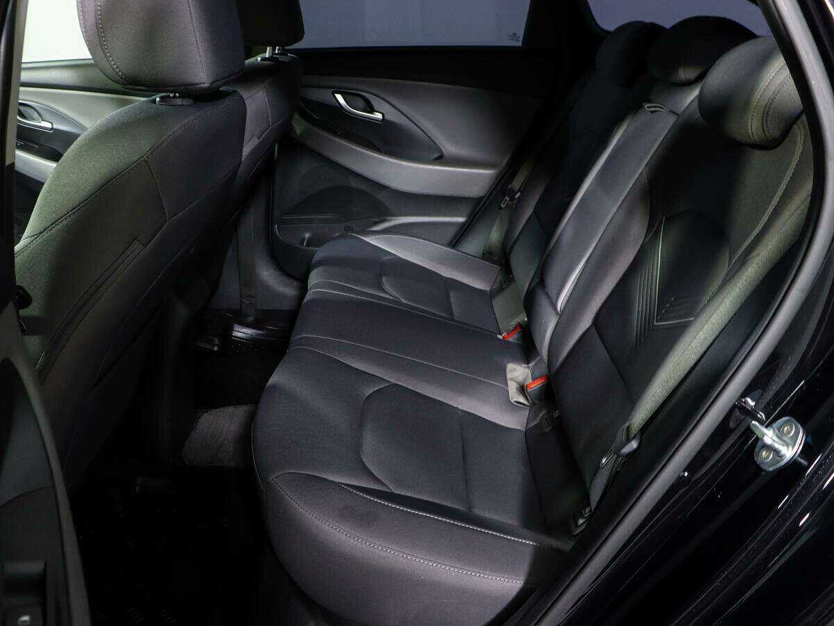 Hyundai i30, 2022 Фото №8