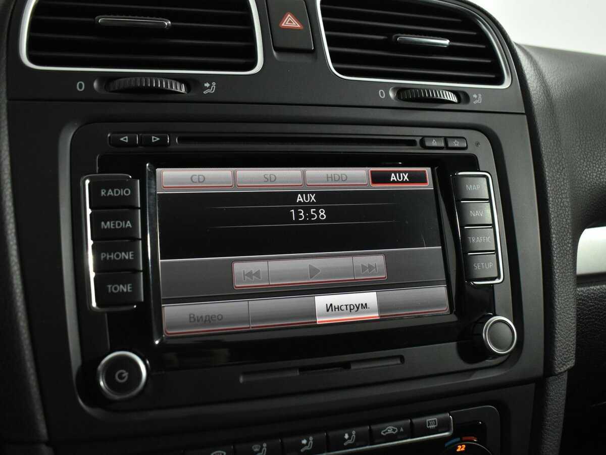 Volkswagen Golf, 2012 Фото №17