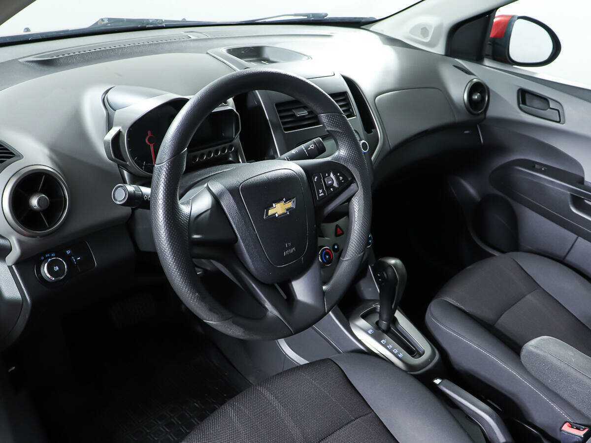 Chevrolet Aveo, 2012 Фото №12