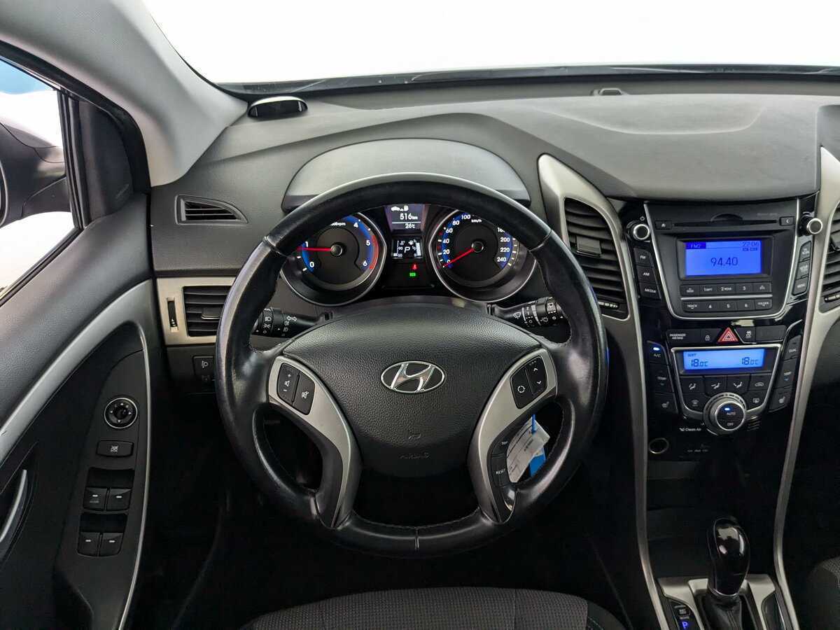 Hyundai i30, 2014 Фото №21